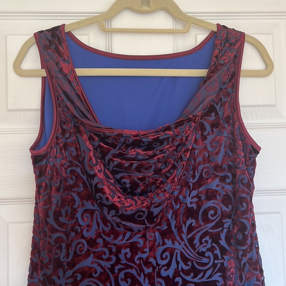 Floor length burgundy and blue dress - Picture 5 of 6